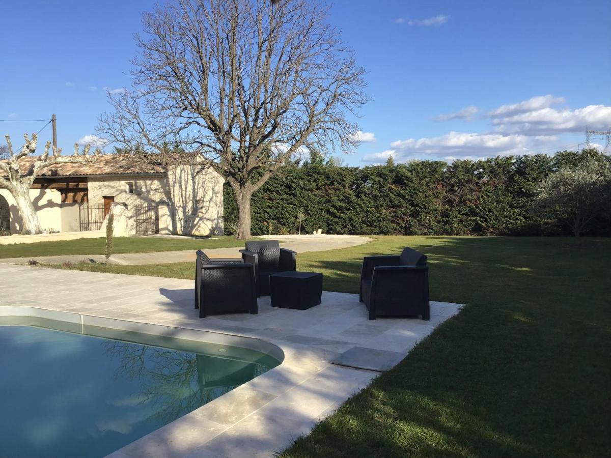 Вилла Domaine Chamarel Saint-Paulet-de-Caisson Экстерьер фото