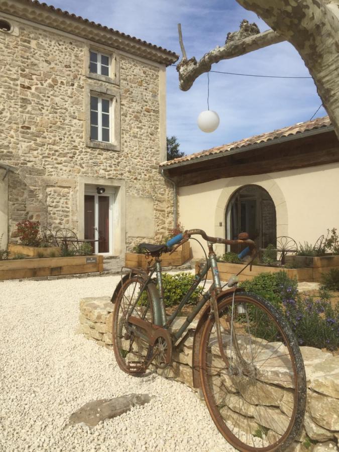Вилла Domaine Chamarel Saint-Paulet-de-Caisson Экстерьер фото