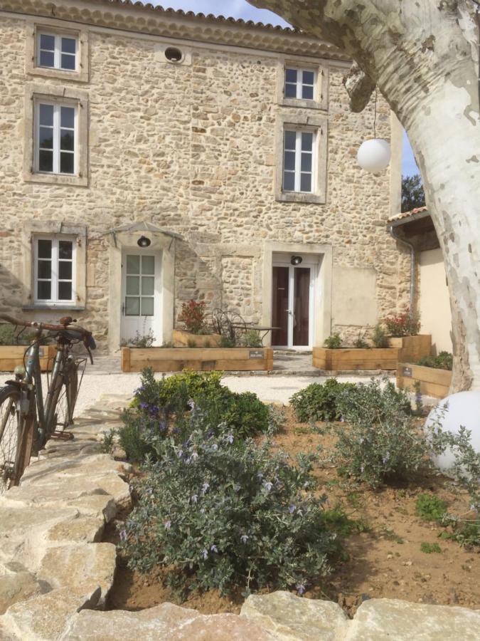 Вилла Domaine Chamarel Saint-Paulet-de-Caisson Экстерьер фото