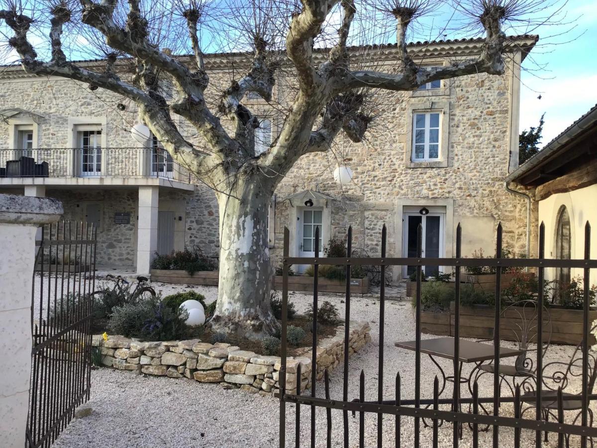 Вилла Domaine Chamarel Saint-Paulet-de-Caisson Экстерьер фото