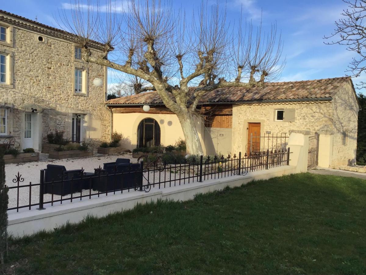 Вилла Domaine Chamarel Saint-Paulet-de-Caisson Экстерьер фото