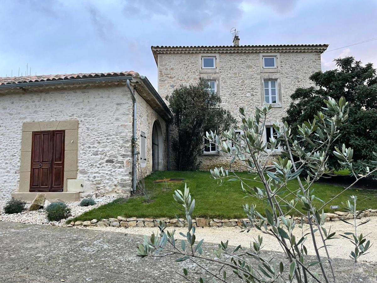 Вилла Domaine Chamarel Saint-Paulet-de-Caisson Экстерьер фото
